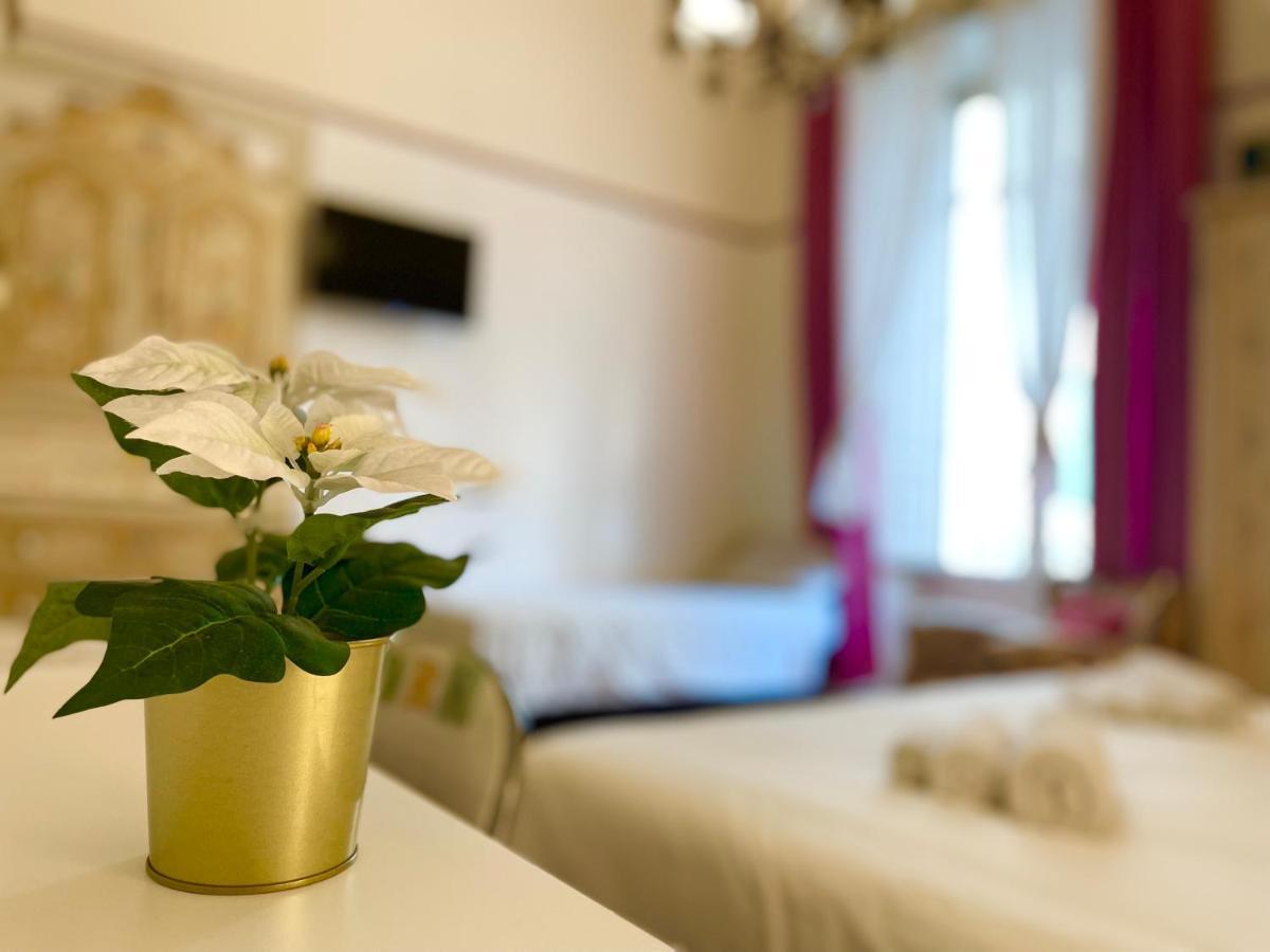 Montello Guest House & Apartment カターニア エクステリア 写真