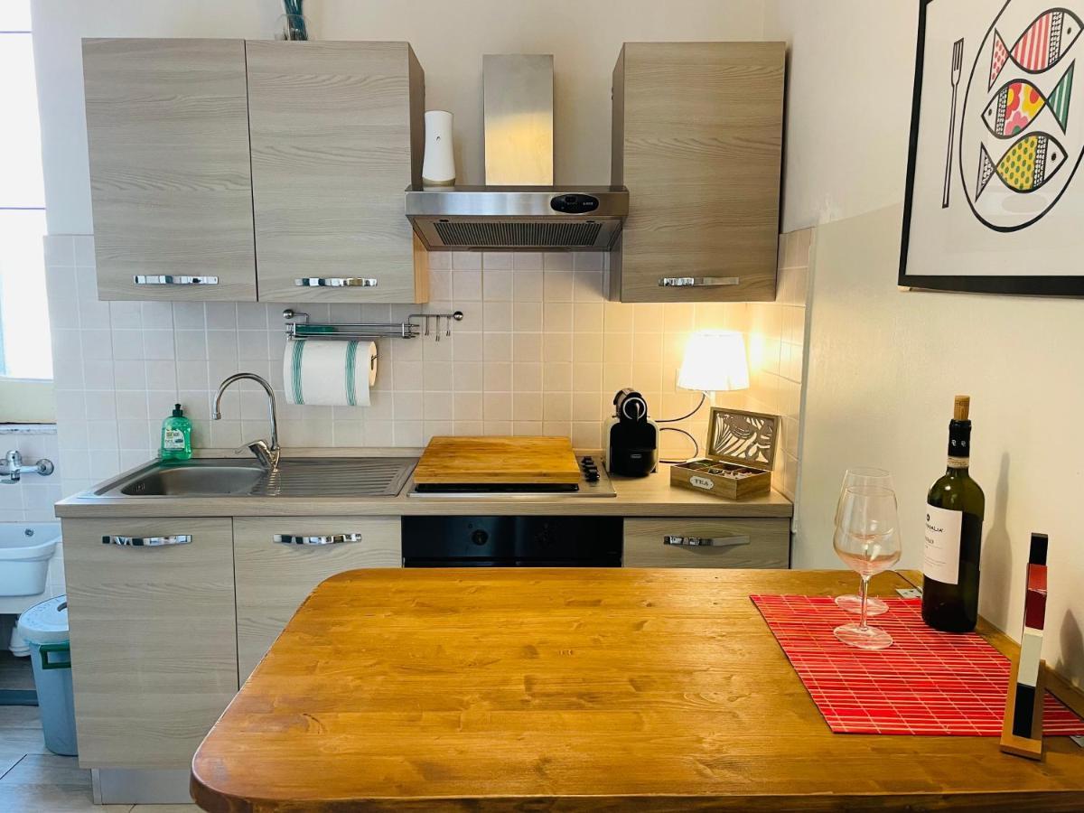 Montello Guest House & Apartment カターニア エクステリア 写真