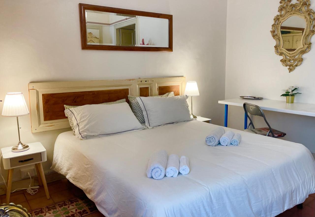 Montello Guest House & Apartment カターニア エクステリア 写真