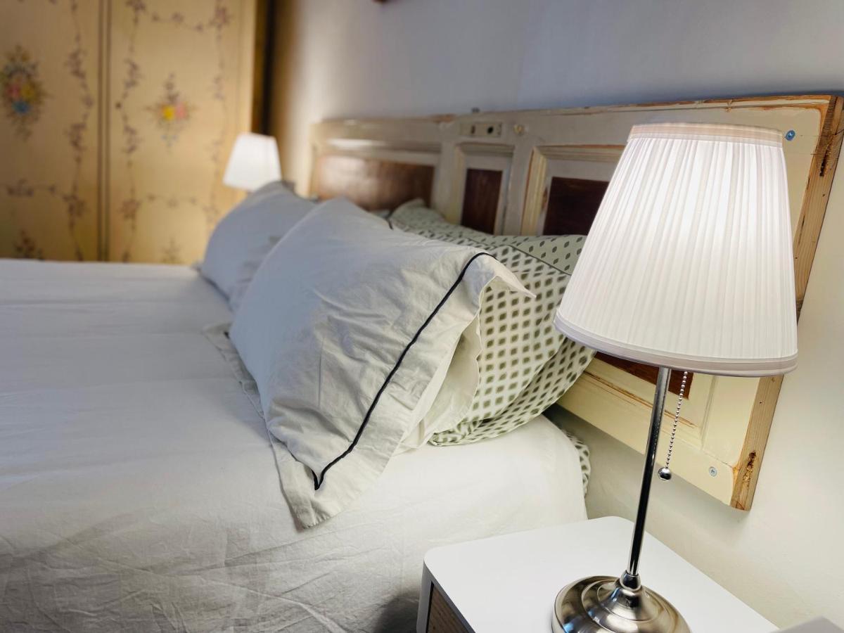 Montello Guest House & Apartment カターニア エクステリア 写真