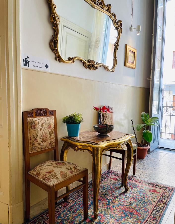 Montello Guest House & Apartment カターニア エクステリア 写真